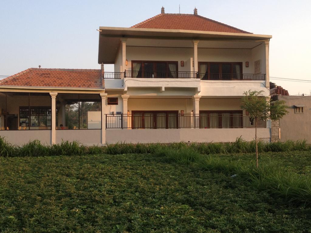 D'Sawah Amed Homestay & Warung Екстер'єр фото